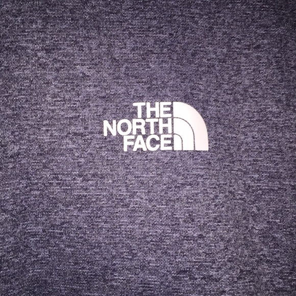 The North Face Pullover - Picture 2 of 5